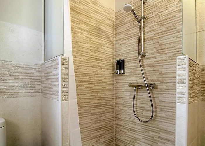 La Casa De Nini El Arenal (Castile and Leon)